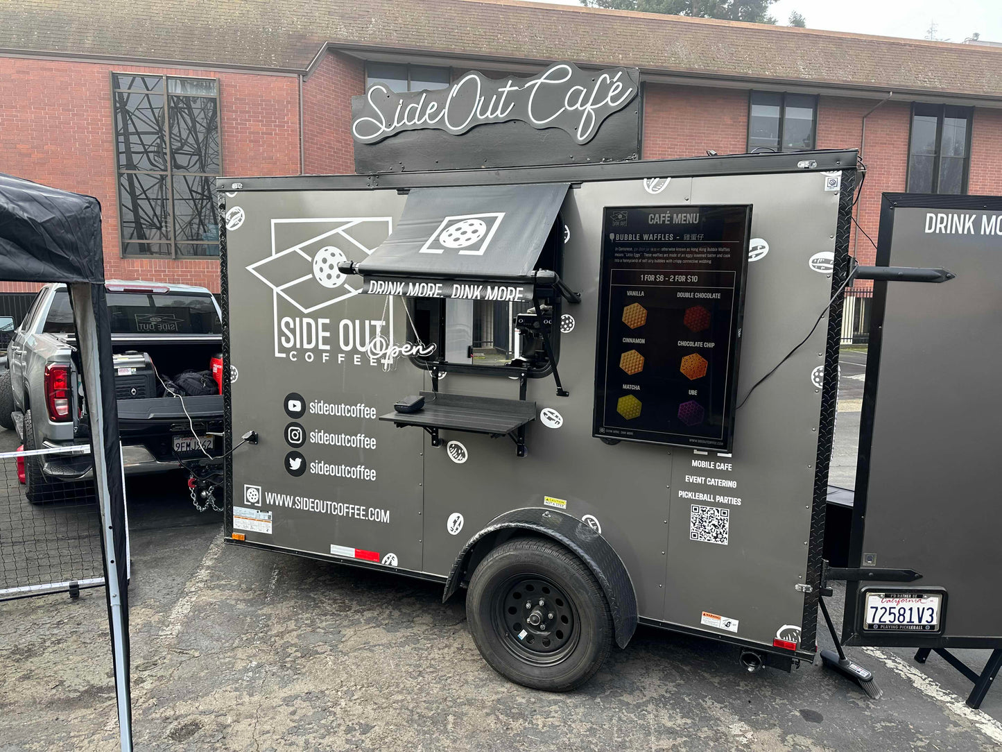 Mobile Coffee & Waffle Shop